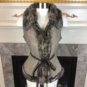 DOLCE CABO S Herringbone Belted Faux Fur Vest
